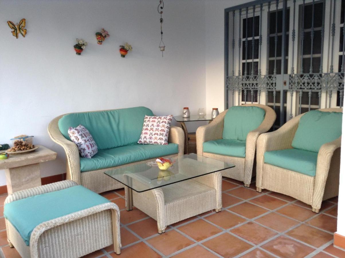 Casa Los Almendros Canillas de Albaida ภายนอก รูปภาพ